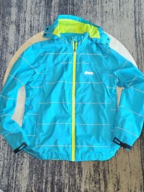 Asics Turquoise Womens 3m reflective running jacket with Neon Yellow Trim